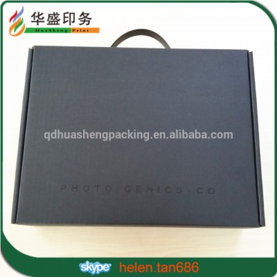 Luxury corrugated matte black cardboard foldable packaging shipping boxes with plastic handle